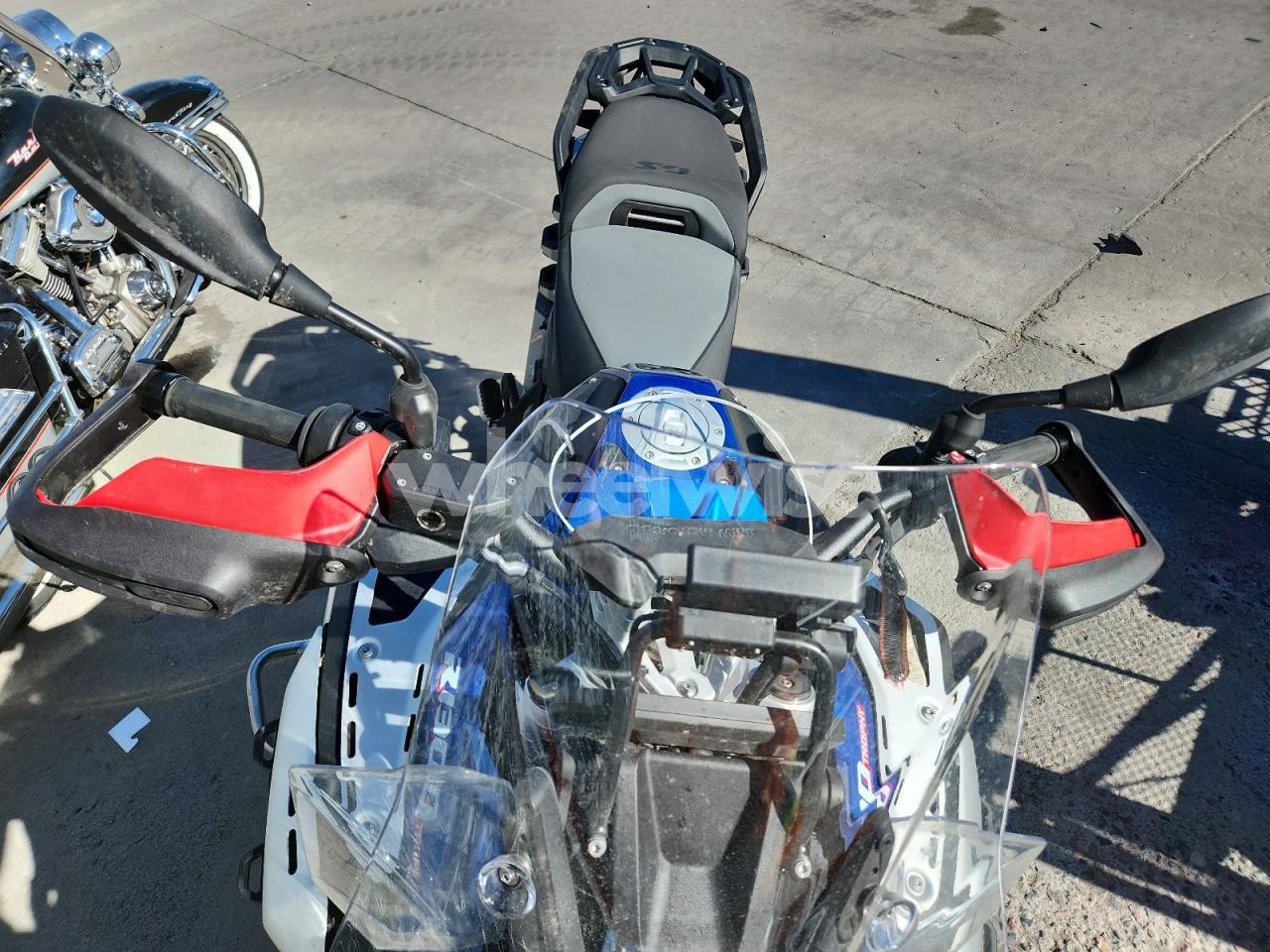 Photo 5 of 2025 BMW R 1300 GS ADVENTURE (VIN WB10M3301S6K84656)