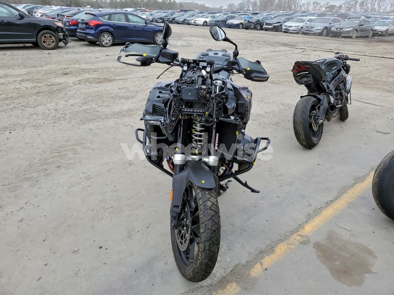 Photo 2 of 2025 BMW R 1300 GS ADVENTURE (VIN WB10M3303S6K82343)