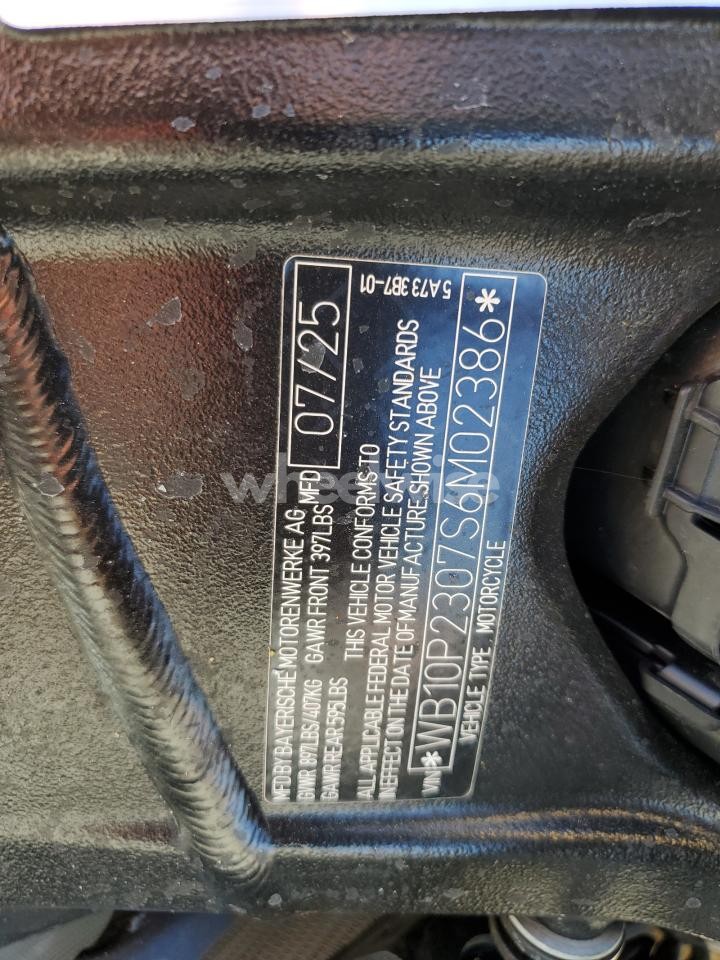 Photo 9 of 2025 BMW S 1000 RR (VIN WB10P2307S6M02386)