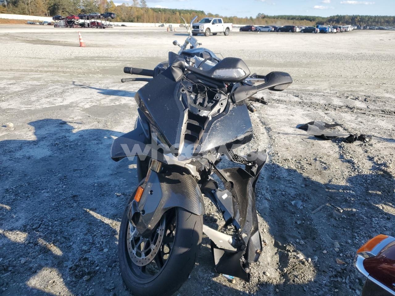 Photo 2 of 2025 BMW S 1000 RR (VIN WB10P230XS6L70906)