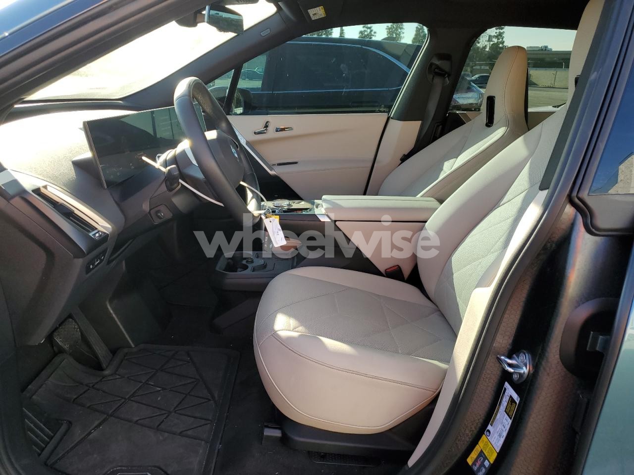 Photo 7 of 2023 BMW IX XDRIVE50 (VIN WB523CF03PCM54871)