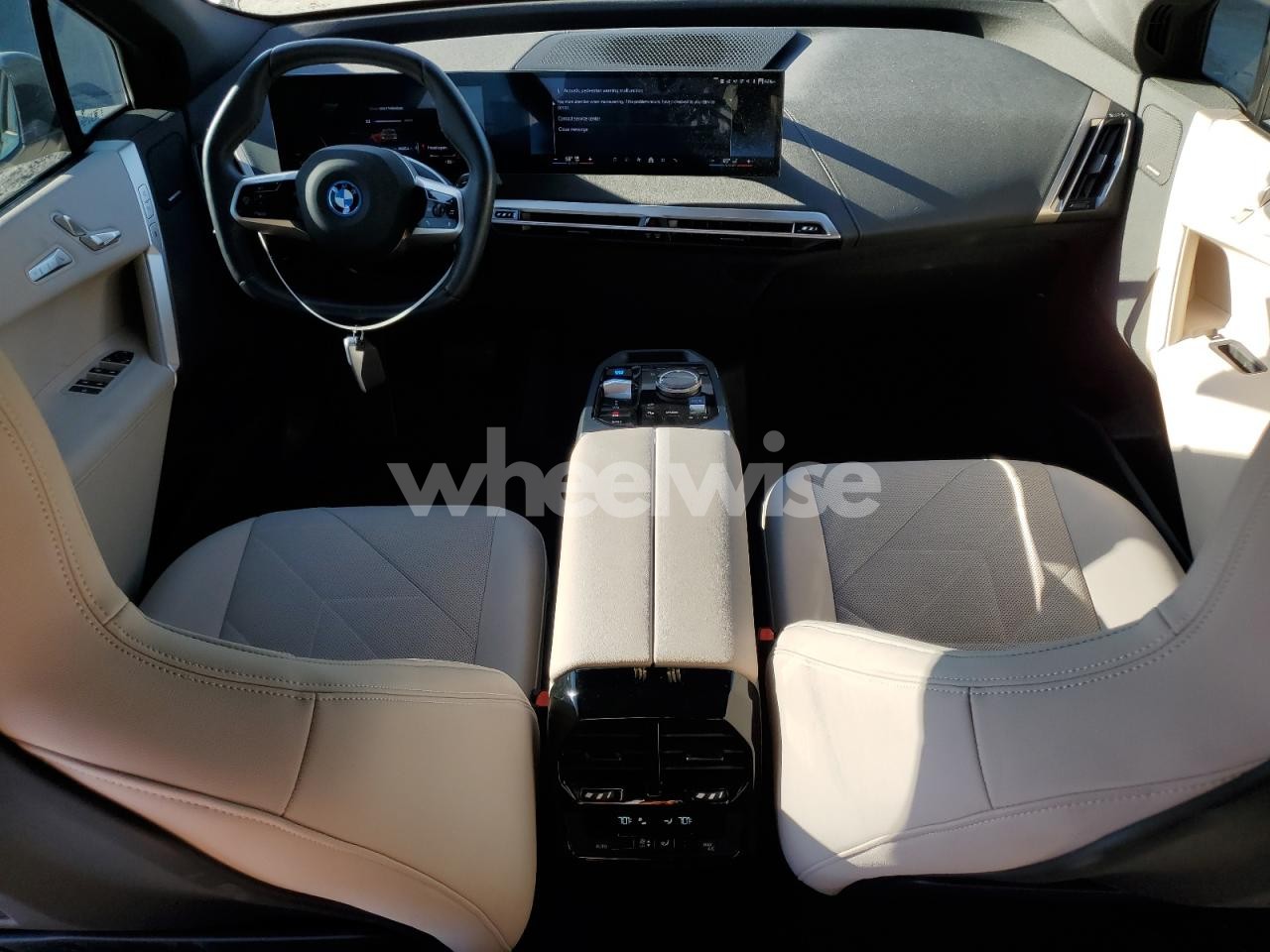 Photo 8 of 2024 BMW IX XDRIVE50 (VIN WB523CF03RCR16574)