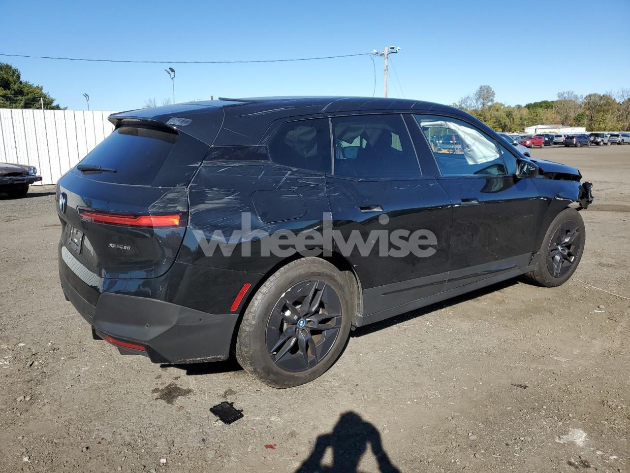 Photo 3 of 2024 BMW IX XDRIVE50 (VIN WB523CF05RCN36829)