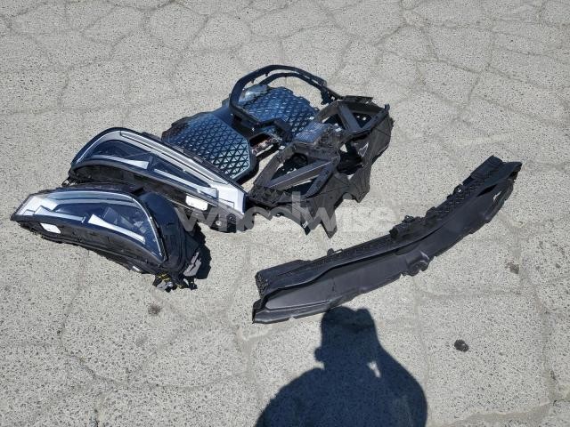 Photo 5 of 2024 BMW IX XDRIVE50 (VIN WB523CF07RCP98948)