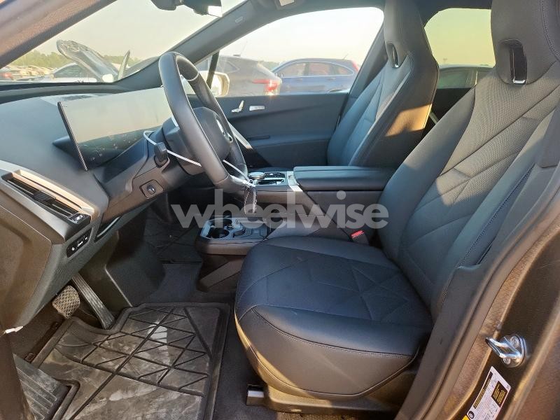 Photo 9 of 2025 BMW IX XDRIVE50 (VIN WB523CF08SCS46185)