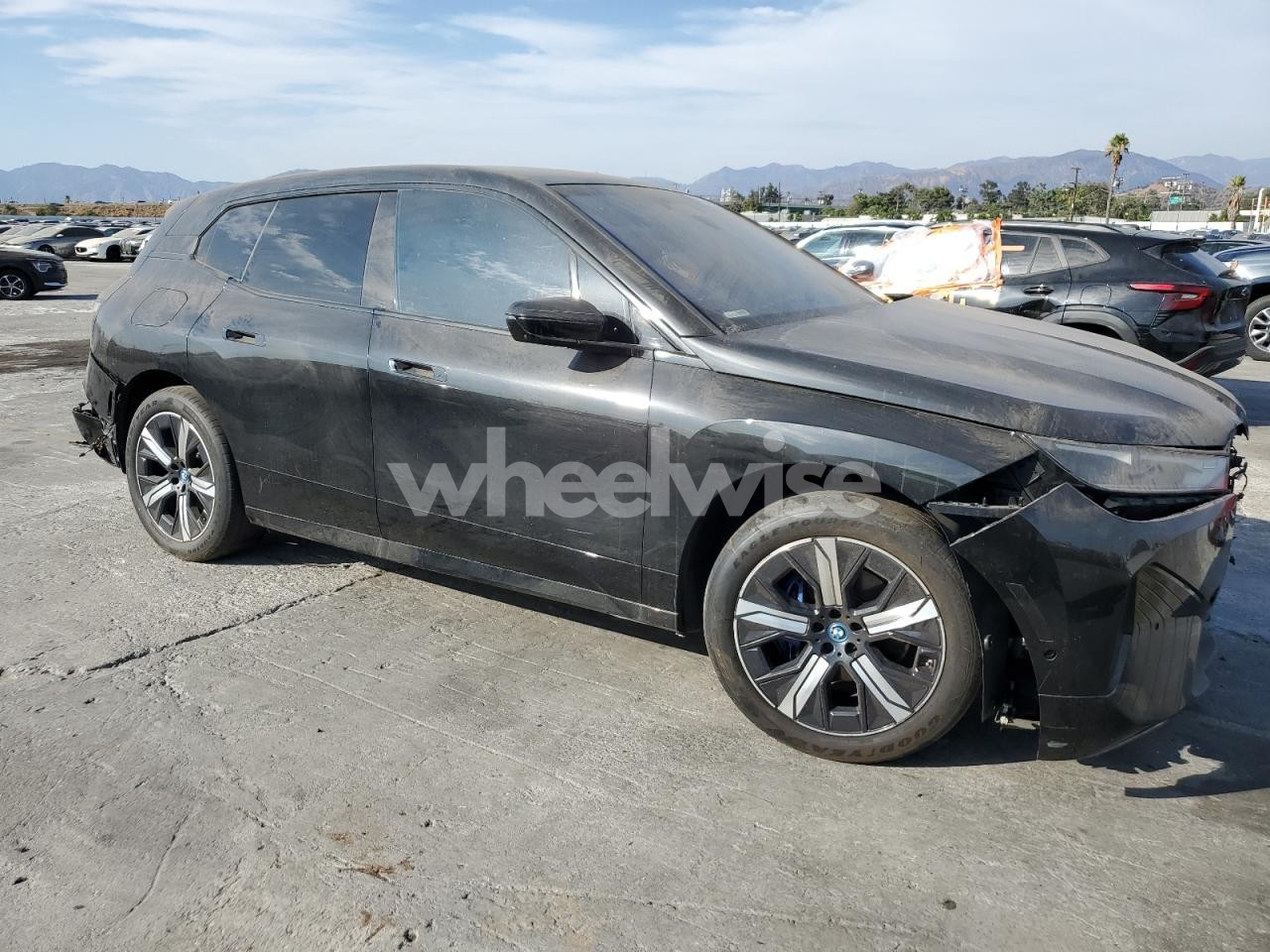 Photo 4 of 2024 BMW IX XDRIVE50 (VIN WB523CF0XRCN71950)