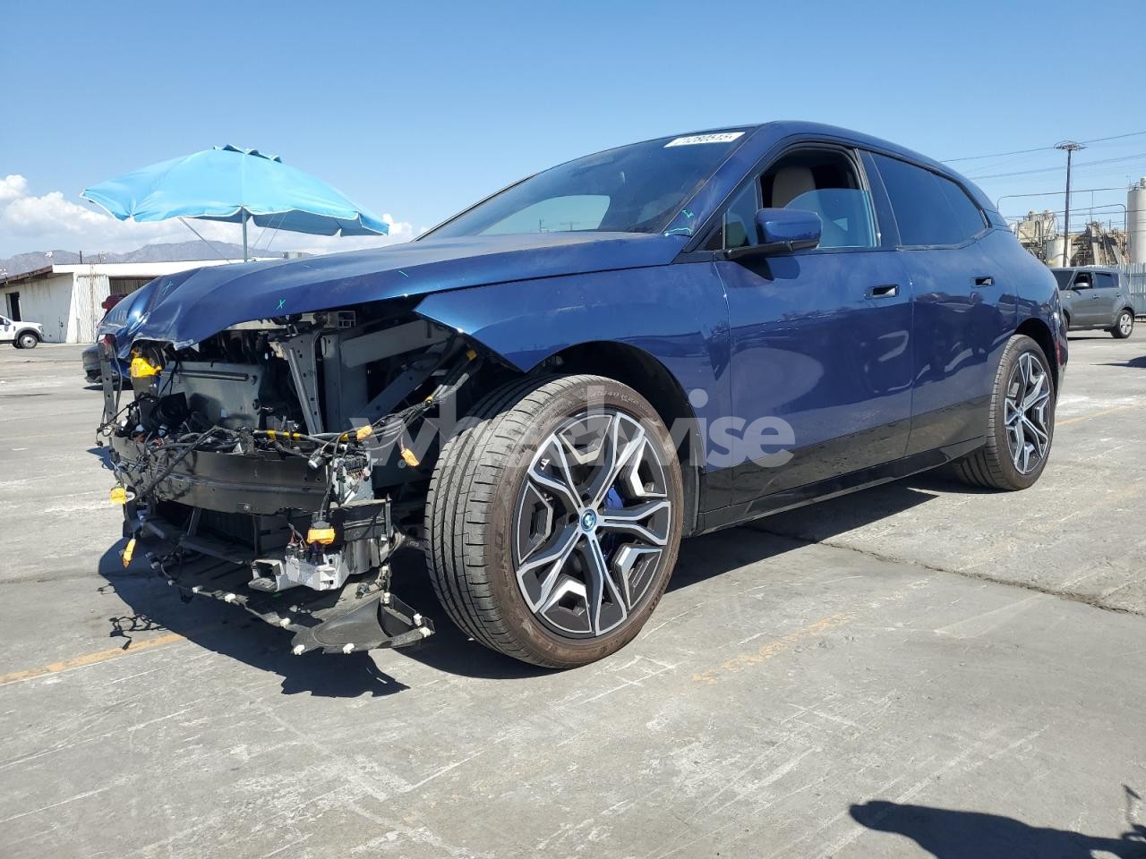 2025 BMW IX XDRIVE50 (VIN WB523CF0XSCS38055) main photo