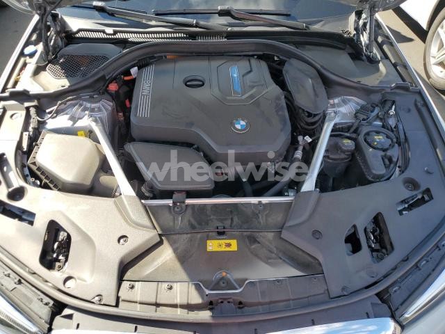 Photo 6 of 2021 BMW 530E (VIN WBA13AG07MCF22653)