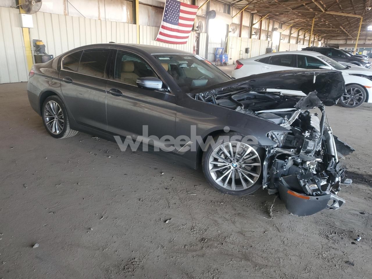 Photo 4 of 2021 BMW 530E (VIN WBA13AG09MCH08825)