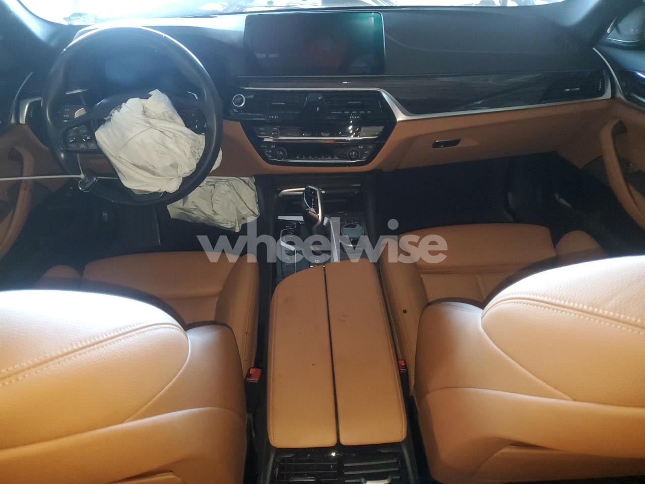 Photo 8 of 2021 BMW 530E (VIN WBA13AG09MCH08825)