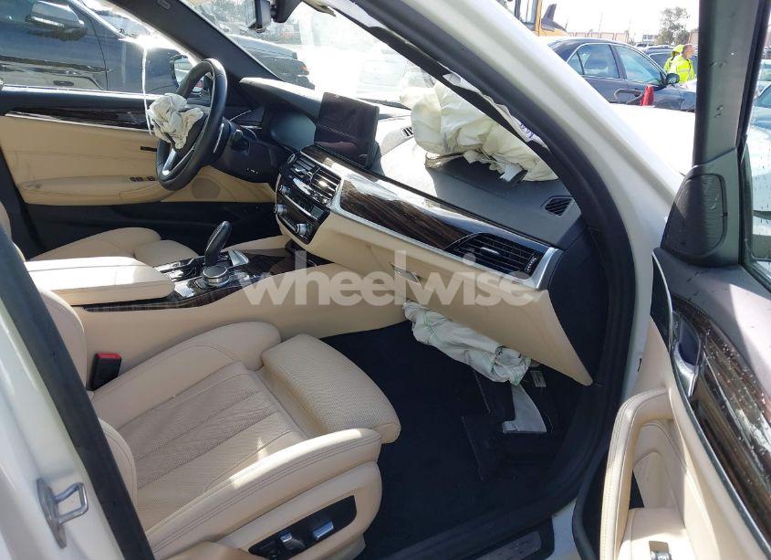 Photo 5 of 2021 Bmw 530e (VIN WBA13AG0XMCG10032)
