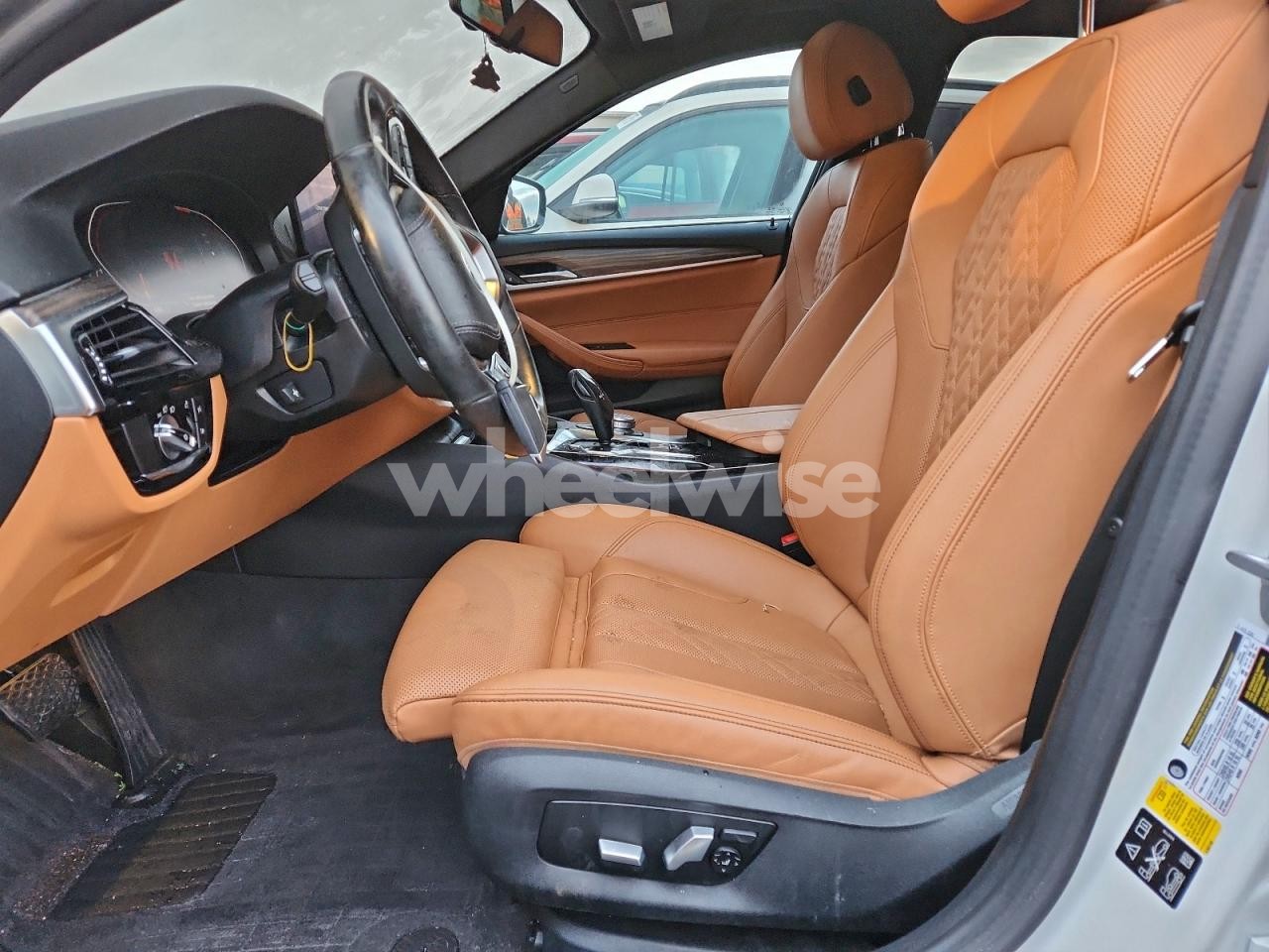 Photo 7 of 2021 BMW 530 XI (VIN WBA13BJ01MWX16167)