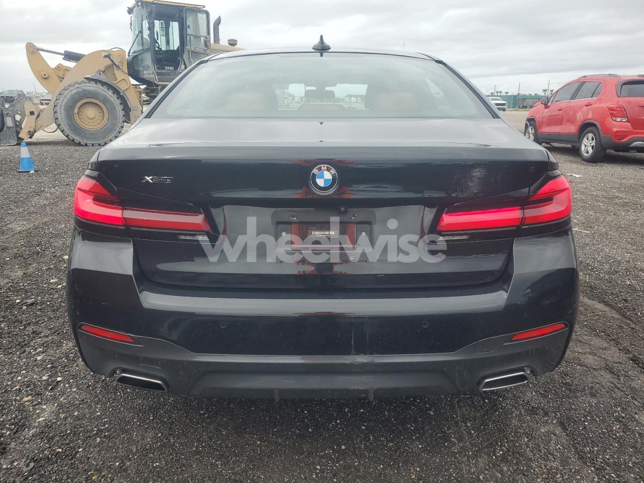Photo 6 of 2021 BMW 530 XI (VIN WBA13BJ04MWX11657)