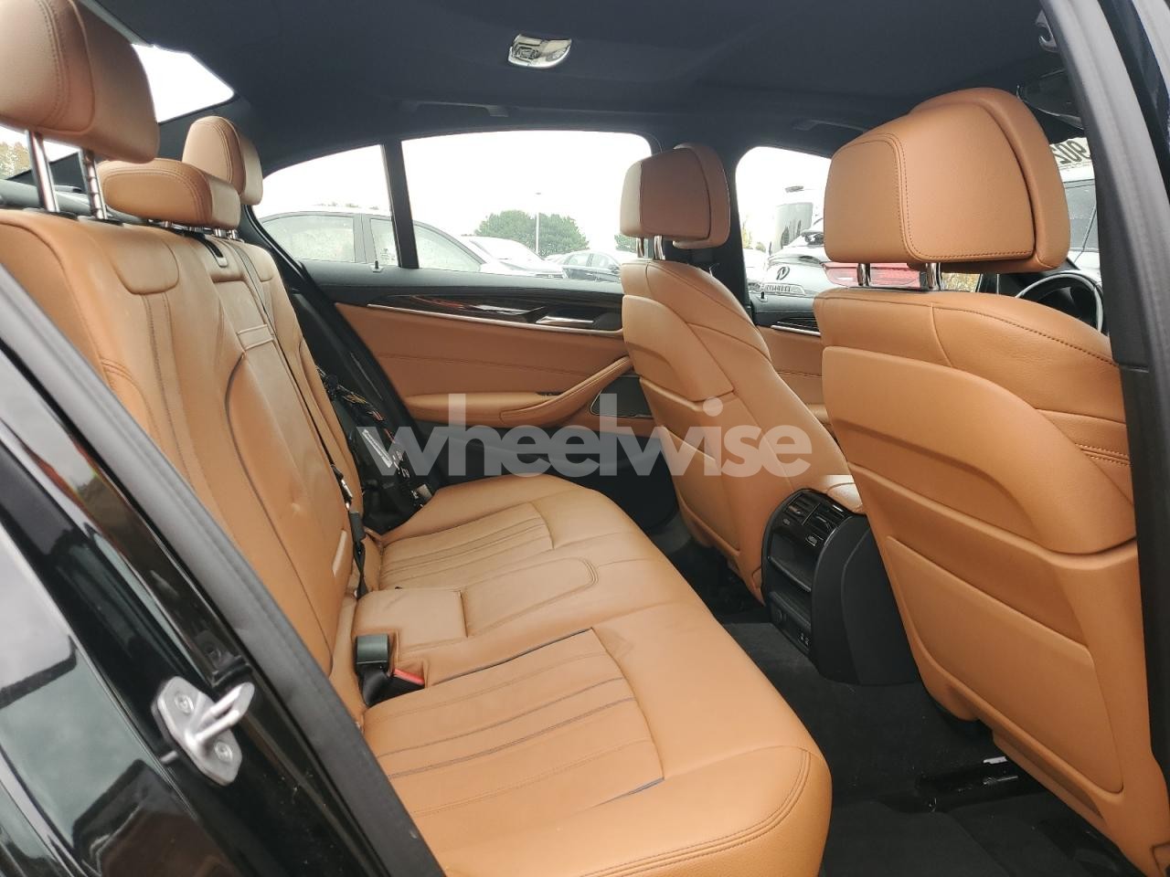 Photo 10 of 2022 BMW M550XI (VIN WBA13BK00NCJ30710)