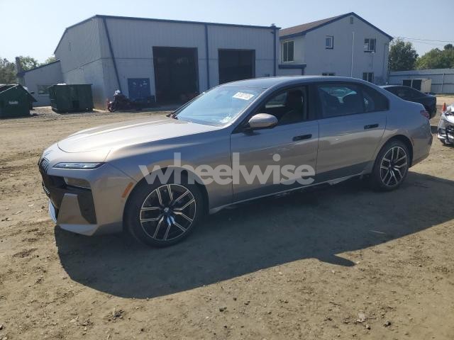 Photo 2 of 2024 BMW 760 XI (VIN WBA33EJ00RCP27213)