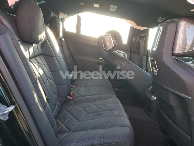 Photo 2 of 2024 BMW 760 XI (VIN WBA33EJ01RCS87373)