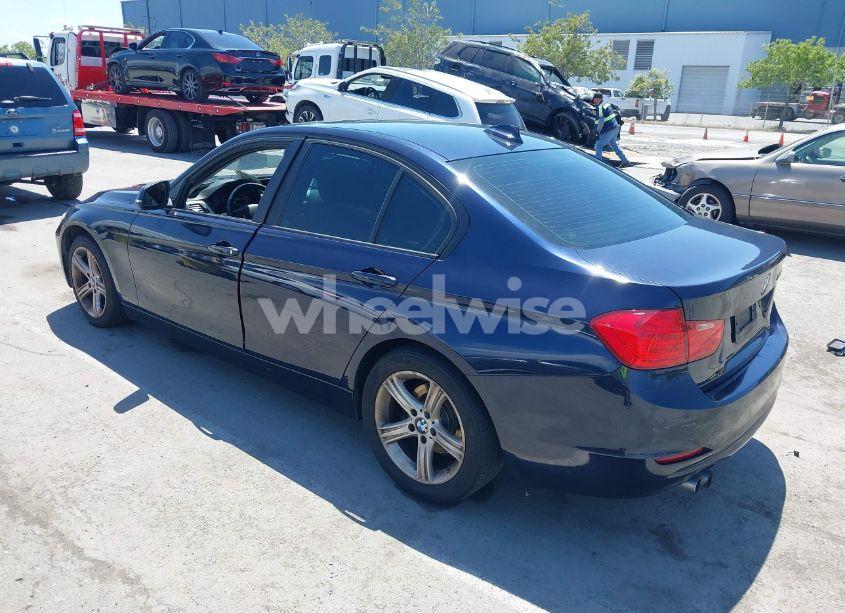 Photo 3 of 2013 Bmw 328i (VIN WBA3A5C50DF352638)
