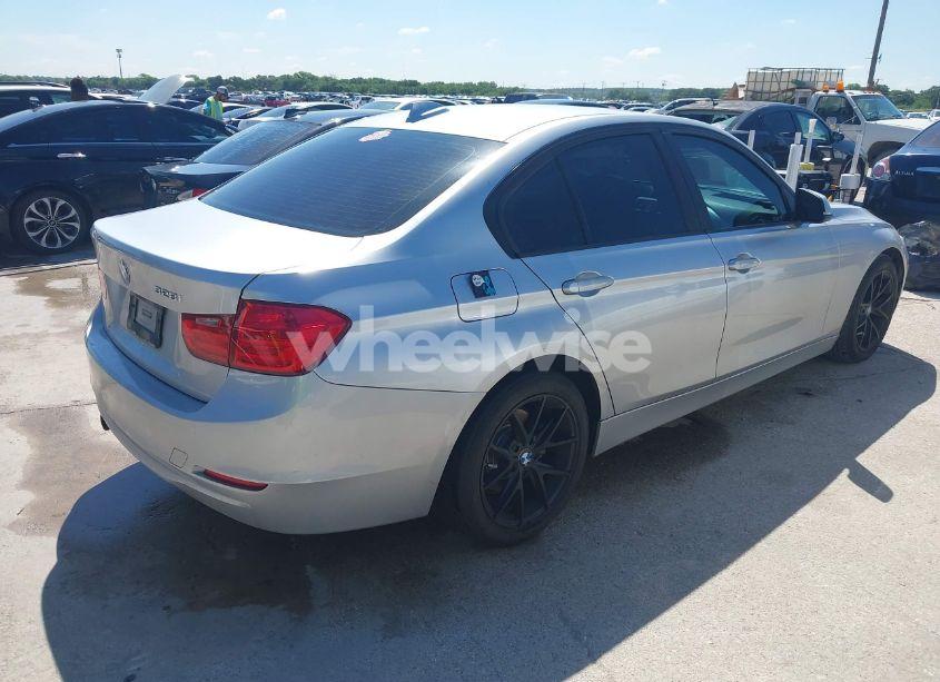 Photo 4 of 2012 Bmw 328i (VIN WBA3A5C54CF343424)