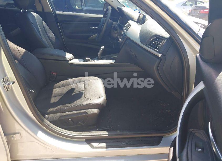 Photo 5 of 2012 Bmw 328i (VIN WBA3A5C54CF343424)