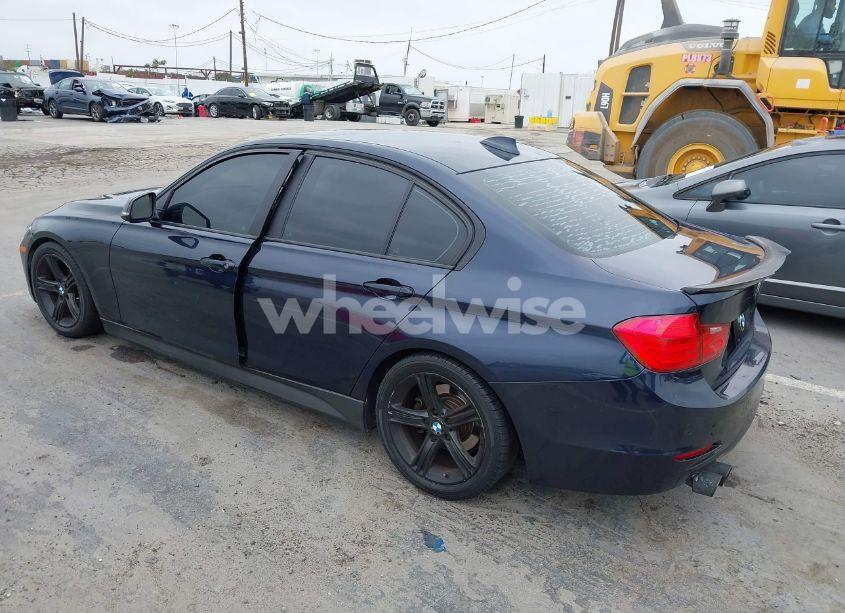 Photo 3 of 2012 Bmw 328i (VIN WBA3A5C55CF258351)
