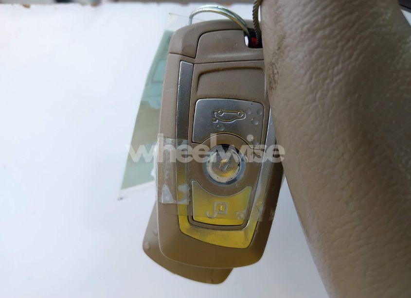 Photo 11 of 2012 Bmw 328i (VIN WBA3A5C57CF341151)