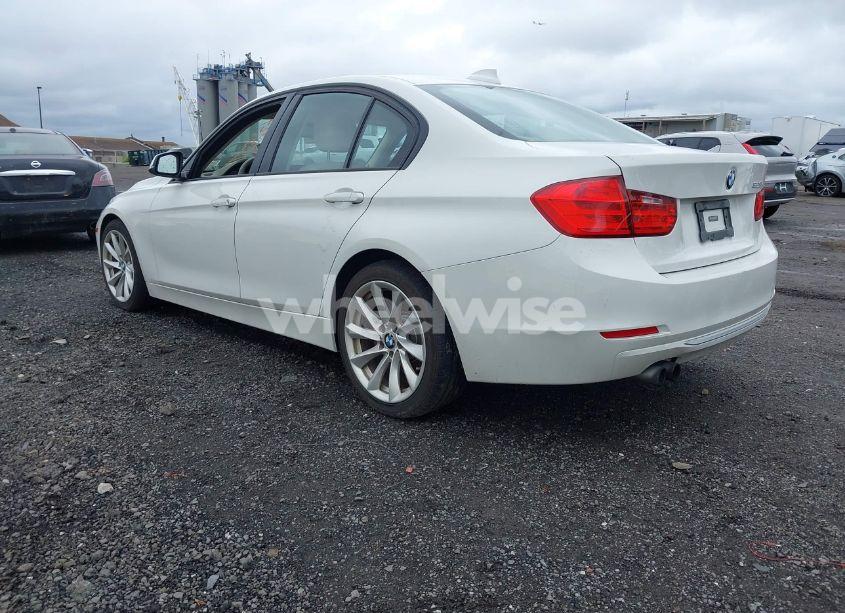 Photo 3 of 2012 Bmw 328i (VIN WBA3A5C57CF341151)