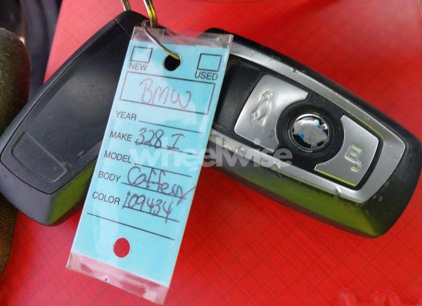 Photo 11 of 2012 Bmw 328i (VIN WBA3A5C58CF341966)