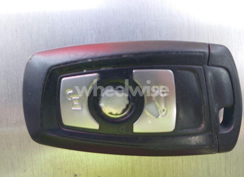 Photo 11 of 2012 Bmw 328i (VIN WBA3A5C59CF342625)