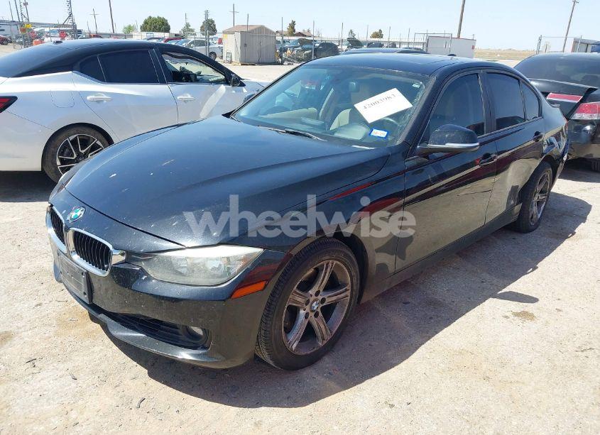 Photo 2 of 2012 Bmw 328i (VIN WBA3A5C59CF342625)