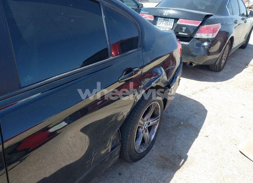 Photo 6 of 2012 Bmw 328i (VIN WBA3A5C59CF342625)