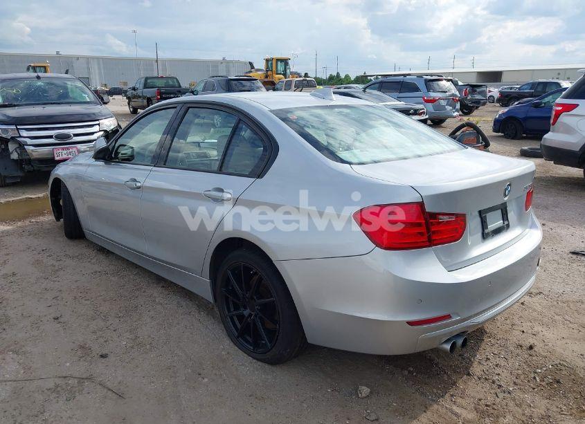 Photo 3 of 2012 Bmw 328i (VIN WBA3A5C5XCF256465)
