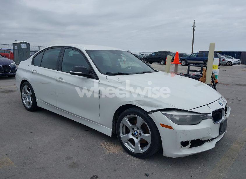 2013 Bmw 328i (VIN WBA3A5C5XDF354901) main photo