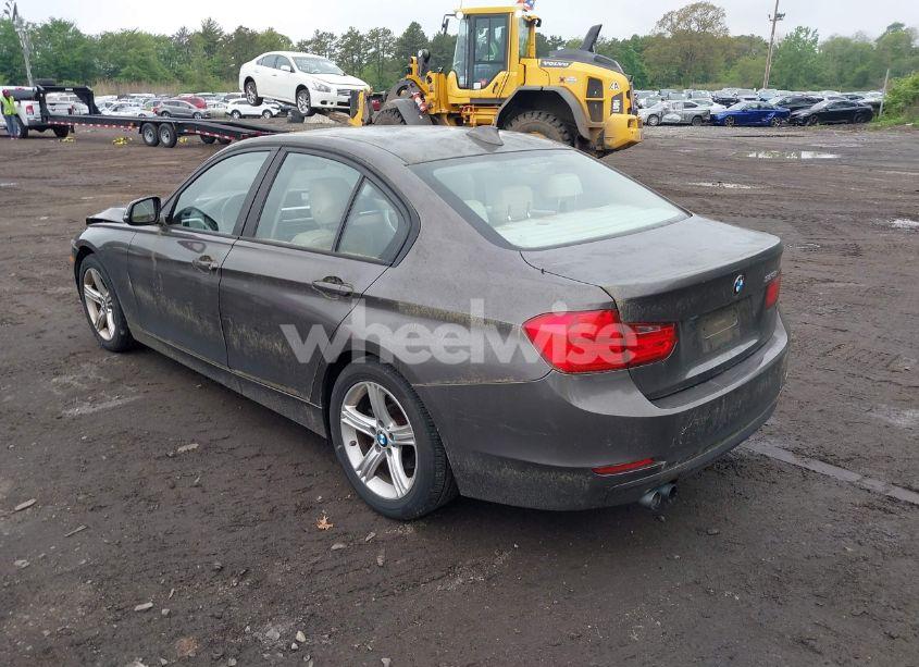 Photo 3 of 2013 Bmw 328i (VIN WBA3A5G53DNP24506)