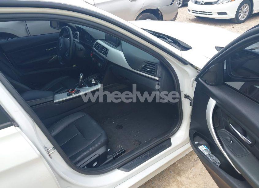 Photo 5 of 2012 Bmw 328i (VIN WBA3A5G56CNP15801)