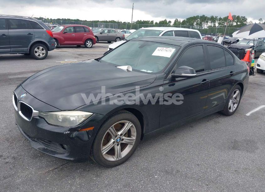 Photo 2 of 2013 Bmw 328i (VIN WBA3A5G57DNP25173)
