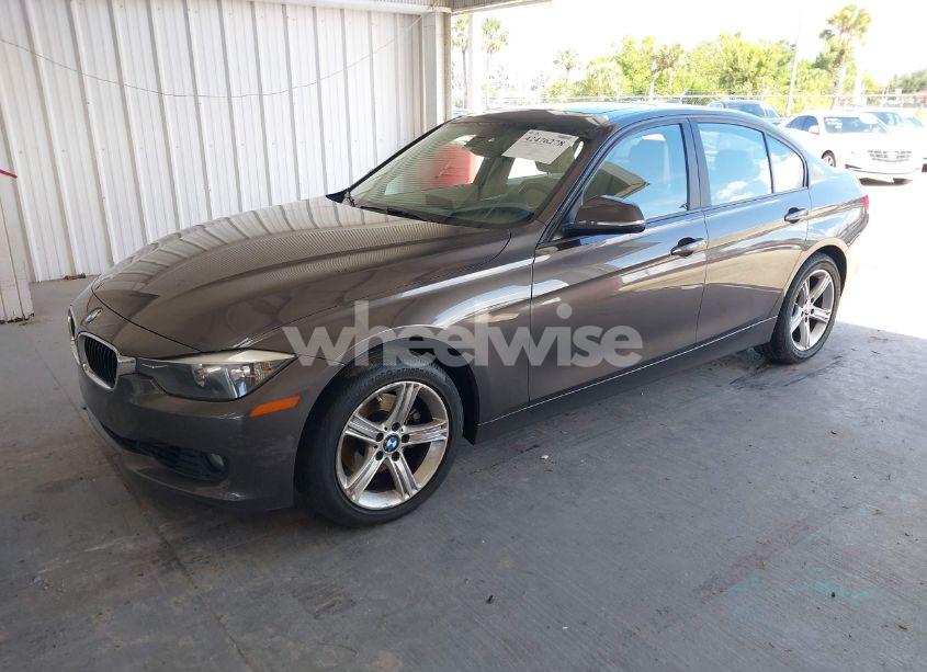 Photo 2 of 2013 Bmw 328i (VIN WBA3A5G58DNP20080)
