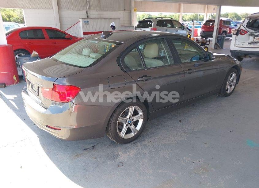 Photo 4 of 2013 Bmw 328i (VIN WBA3A5G58DNP20080)