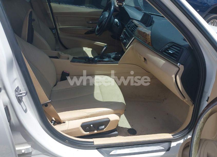 Photo 5 of 2013 Bmw 328i (VIN WBA3A5G59DNP23439)