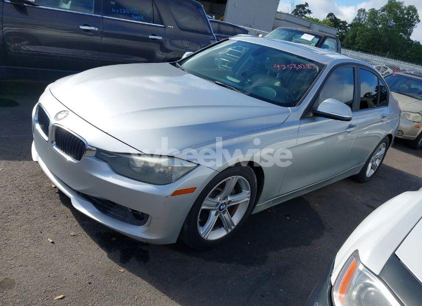 Photo 2 of 2013 Bmw 328i (VIN WBA3A5G5XDNP26043)