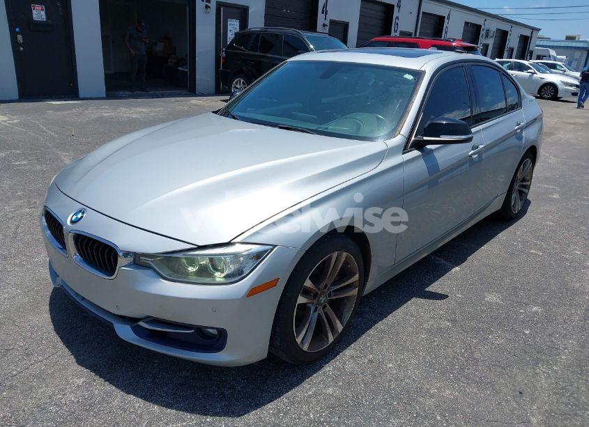 Photo 2 of 2013 Bmw 335i (VIN WBA3A9C56DF475450)