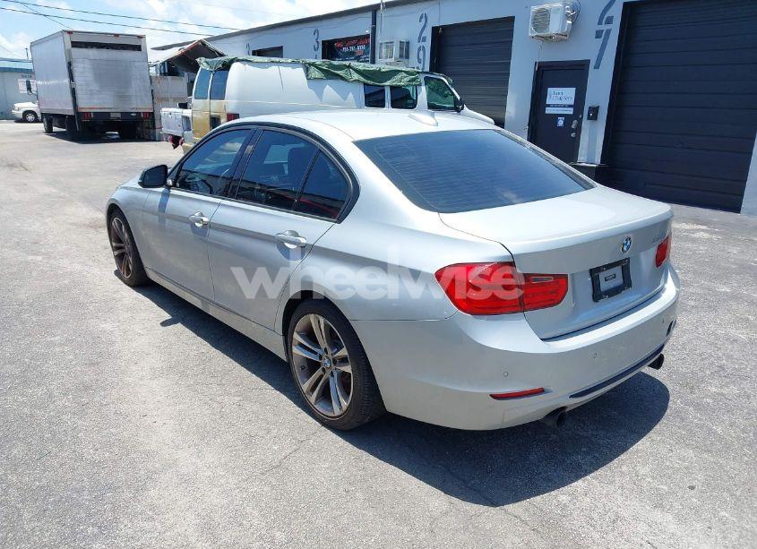 Photo 3 of 2013 Bmw 335i (VIN WBA3A9C56DF475450)