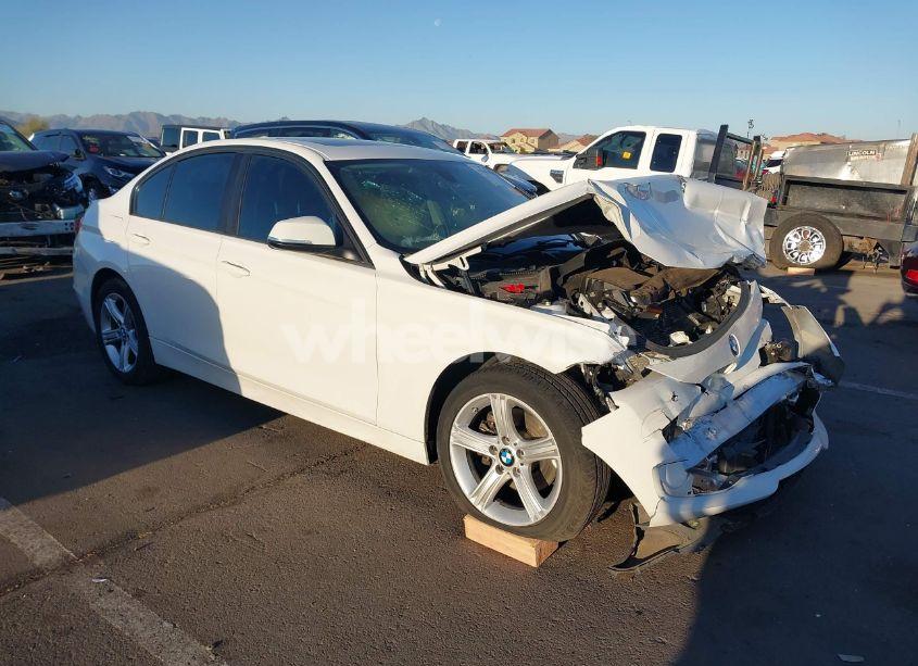 2015 Bmw 320i (VIN WBA3B1C55FK136333) main photo