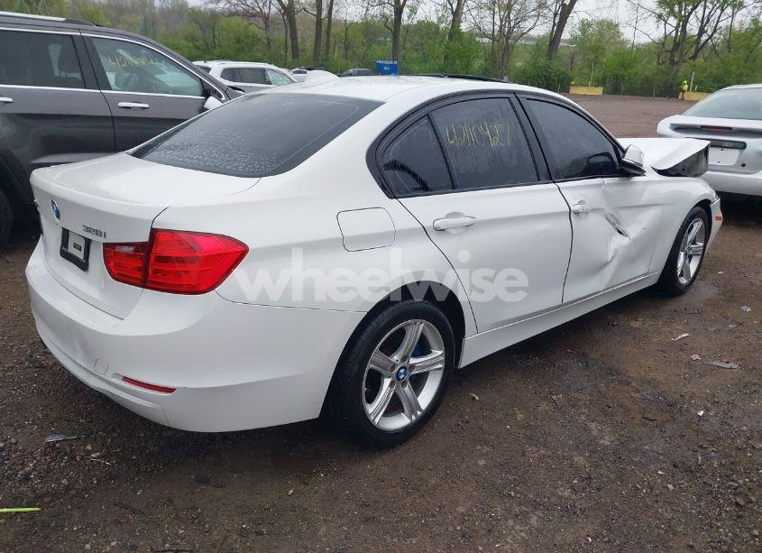 Photo 4 of 2015 Bmw 328i XDRIVE (VIN WBA3B3C58FF546547)