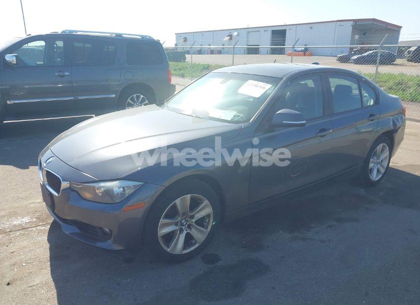 Photo 2 of 2013 Bmw 328i XDRIVE (VIN WBA3B5C52DF138926)