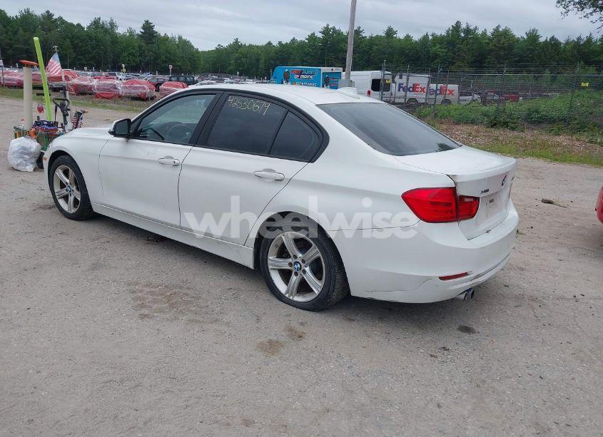 Photo 3 of 2015 Bmw 328i XDRIVE (VIN WBA3B5C54FF960971)