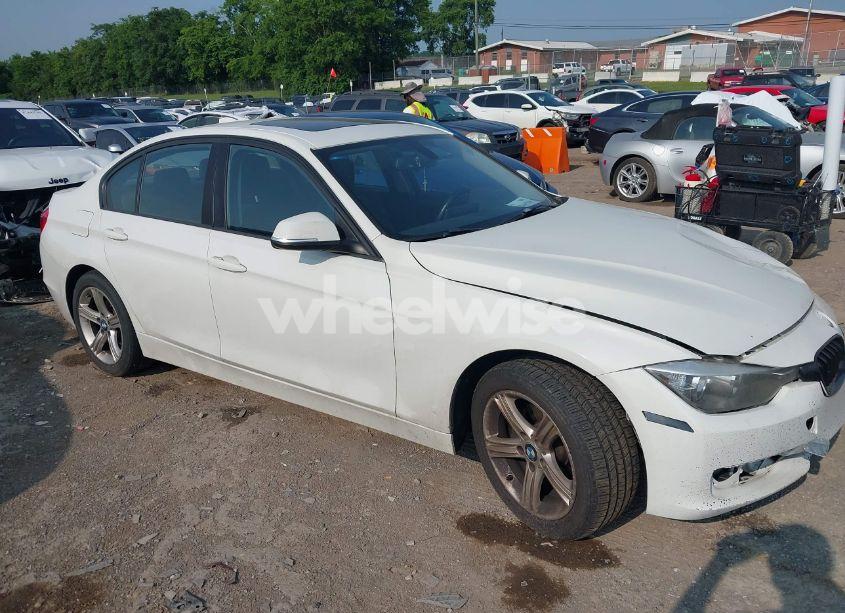 Photo 13 of 2015 Bmw 328i XDRIVE (VIN WBA3B5G5XFNS17926)