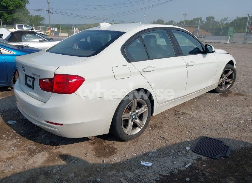 Photo 4 of 2015 Bmw 328i XDRIVE (VIN WBA3B5G5XFNS17926)