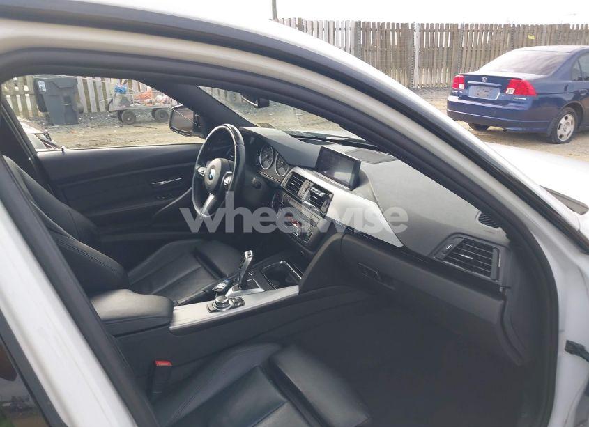 Photo 5 of 2013 Bmw 335i XDRIVE (VIN WBA3B9G59DNR90147)