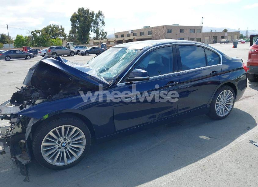 Photo 2 of 2012 Bmw 328i (VIN WBA3C1C57CF431824)