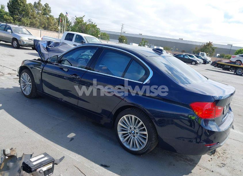 Photo 3 of 2012 Bmw 328i (VIN WBA3C1C57CF431824)